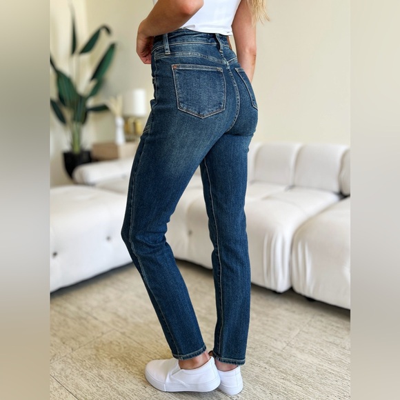 NWT Judy Blue PLUS + REG Size Dark Wash High Waisted Cargo Pocket Skinny Jeans - Picture 7 of 9